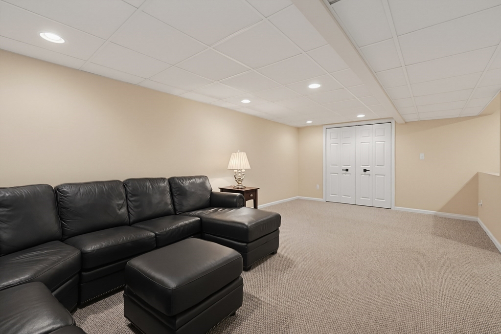 15 Saddle Ridge Road Holliston, MA 01746 - Photo 35 of 42 Gallery Image 35