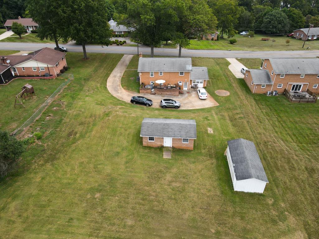213 Shamrock Drive Ridgeway, VA 24148 - Photo 3 of 35 Gallery Image 3
