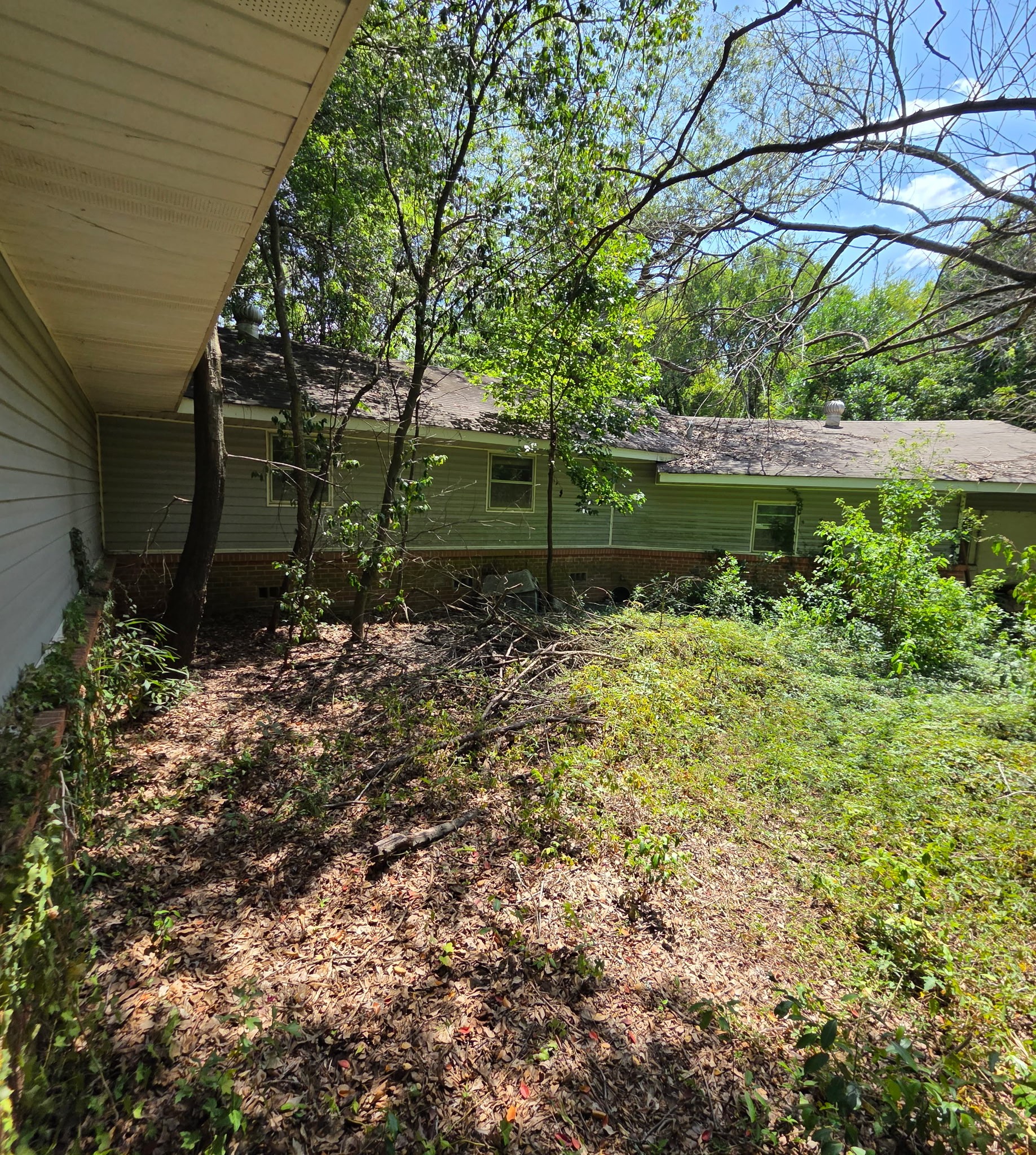 5898 Tryon Road Longview, TX 75605 - Photo 3 of 42 Gallery Image 3