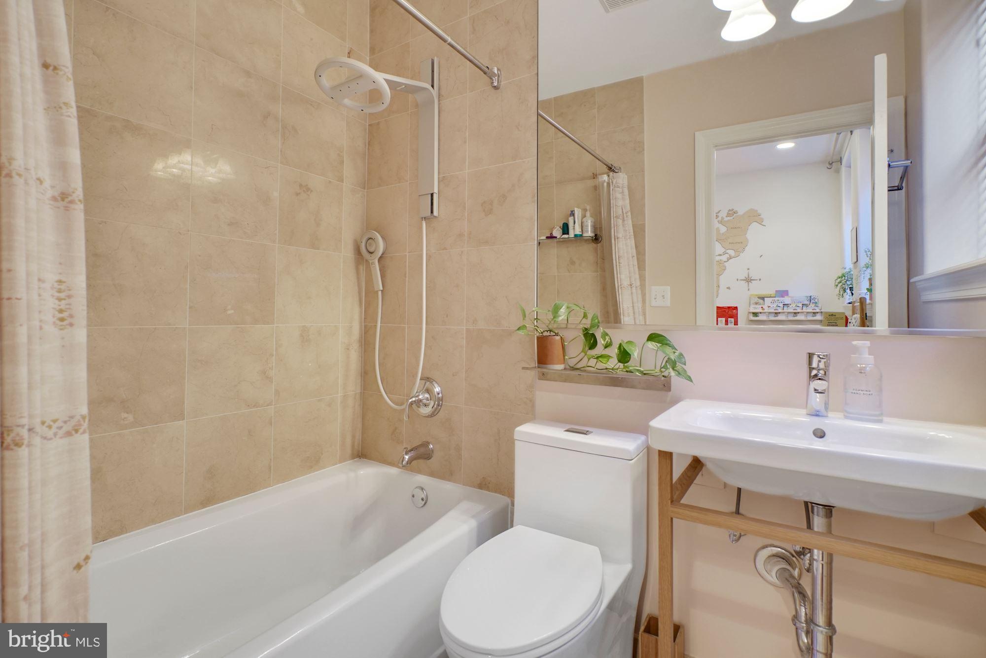 1105 Park Road Northwest, Unit 3 Washington, DC 20010 - Photo 19 of 30