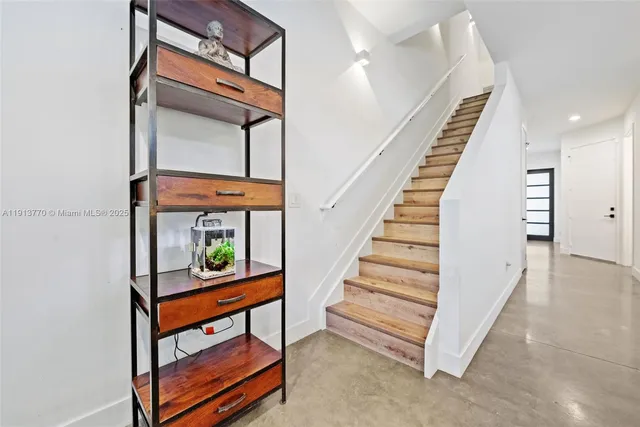 $999,000 | 1226 Northeast 11th Avenue, Fort Lauderdale, FL 33304