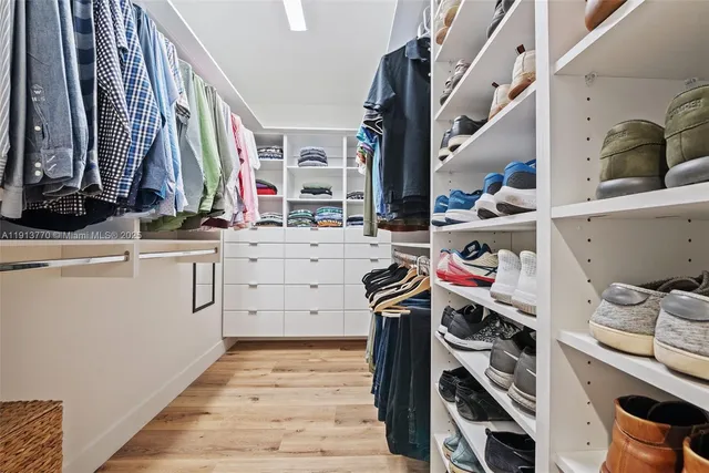 $999,000 | 1226 Northeast 11th Avenue, Fort Lauderdale, FL 33304