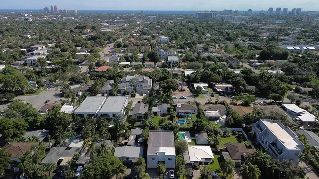 $999,000 | 1226 Northeast 11th Avenue, Fort Lauderdale, FL 33304