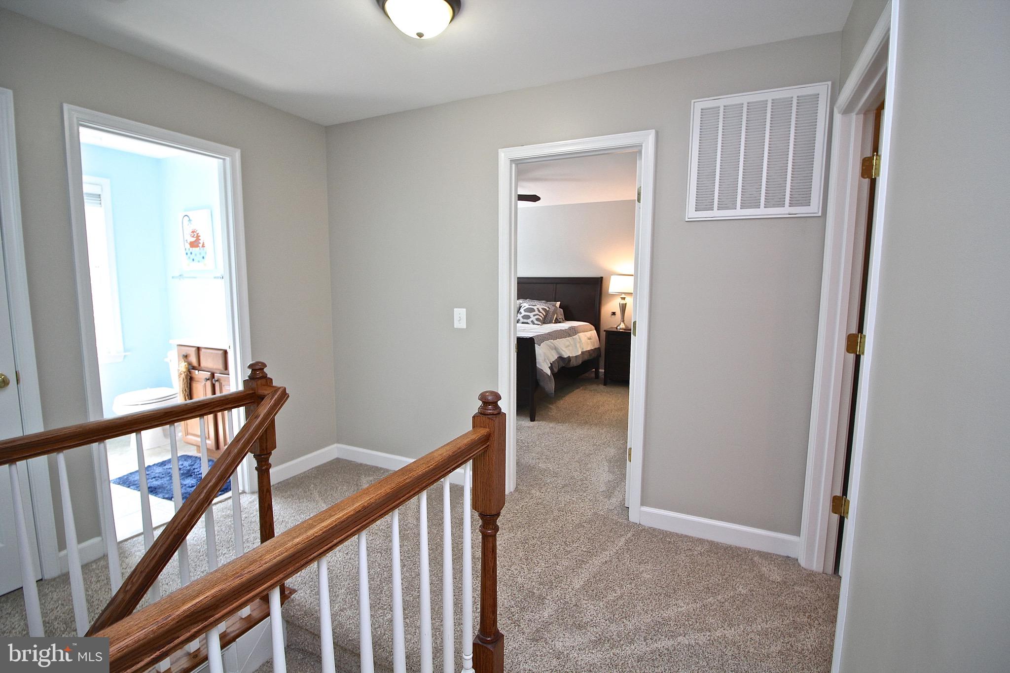 7772 Greenwich Road Catlett, VA 20119 - Photo 17 of 34 Upper Level Hallway