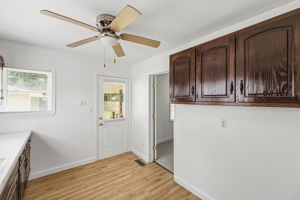 1901 West Grand Avenue Decatur, IL 62522 - Photo 9 of 23