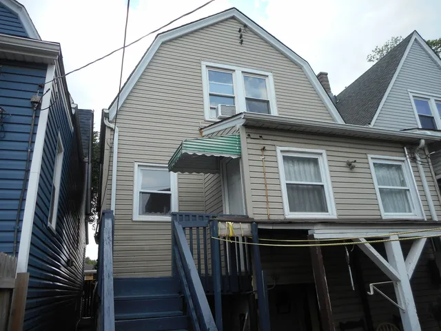 $259,900 | 2820 West 36th Street, Chicago, IL 60632