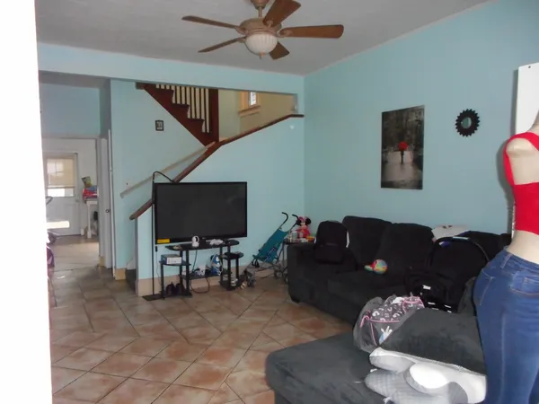 $259,900 | 2820 West 36th Street, Chicago, IL 60632