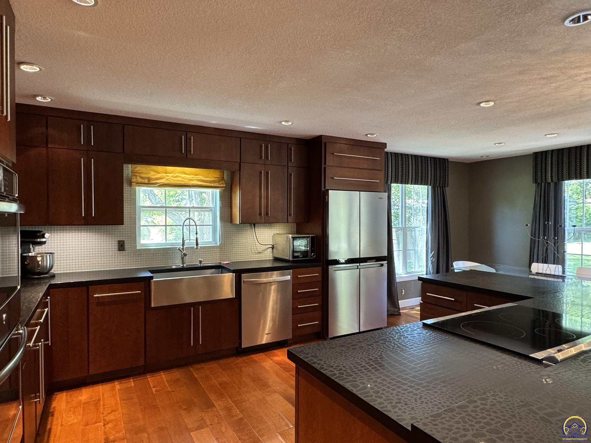 4415 Southeast West Edge Road Topeka, KS 66609 - Photo 21 of 90