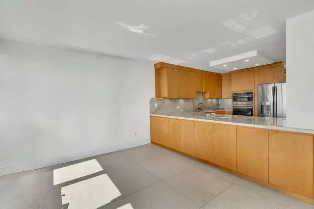 $3,400 | 11930 North Bayshore Drive, Unit 404, North Miami, FL 33181