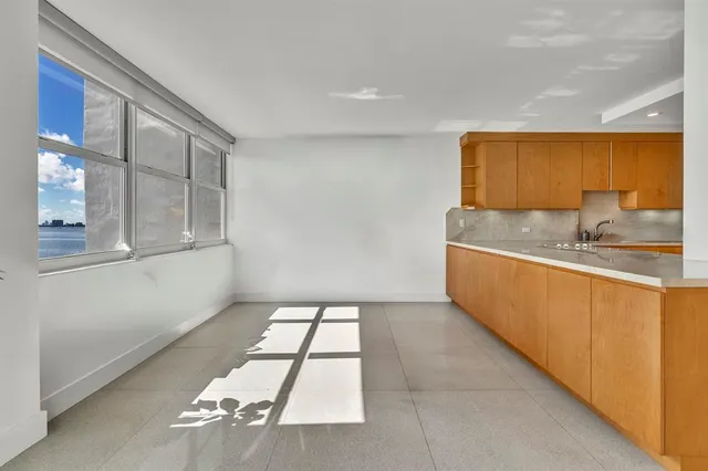 $3,400 | 11930 North Bayshore Drive, Unit 404, North Miami, FL 33181