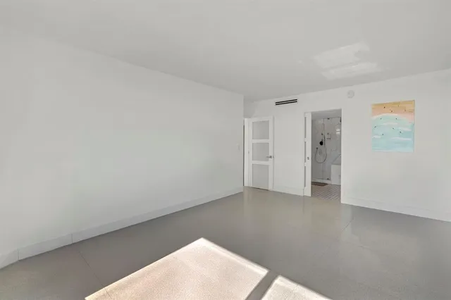 $3,400 | 11930 North Bayshore Drive, Unit 404, North Miami, FL 33181