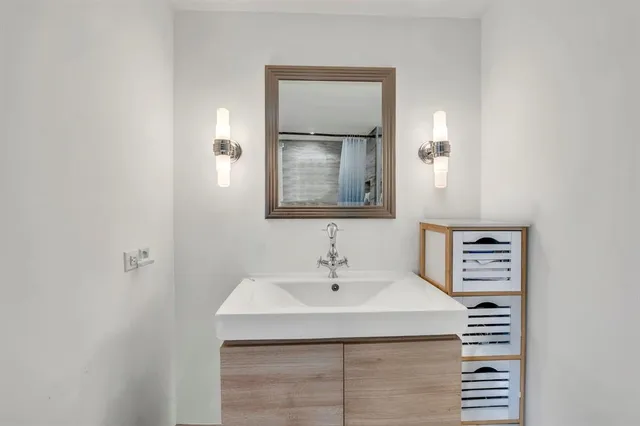 $3,400 | 11930 North Bayshore Drive, Unit 404, North Miami, FL 33181