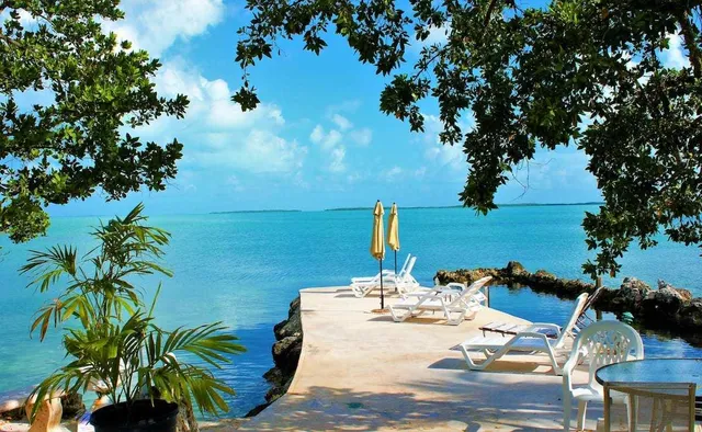 $7,900,000 | 95480-90 Overseas Highway, Key Largo, FL 33037