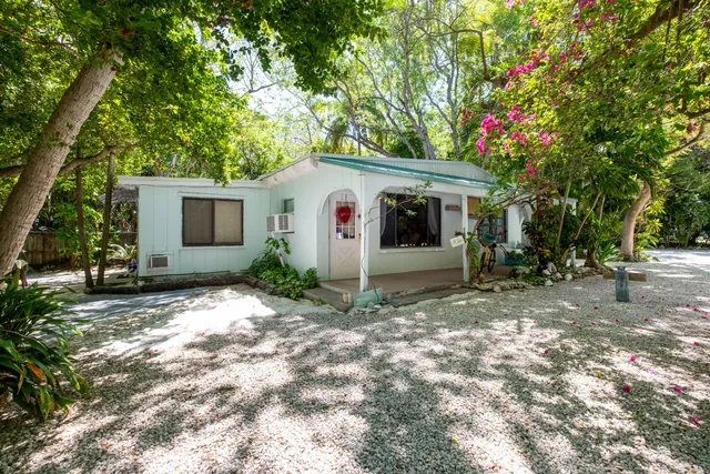 $7,900,000 | 95480-90 Overseas Highway, Key Largo, FL 33037