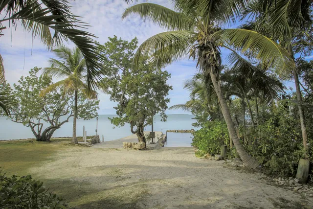 $7,900,000 | 95480-90 Overseas Highway, Key Largo, FL 33037