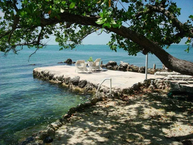 $7,900,000 | 95480-90 Overseas Highway, Key Largo, FL 33037