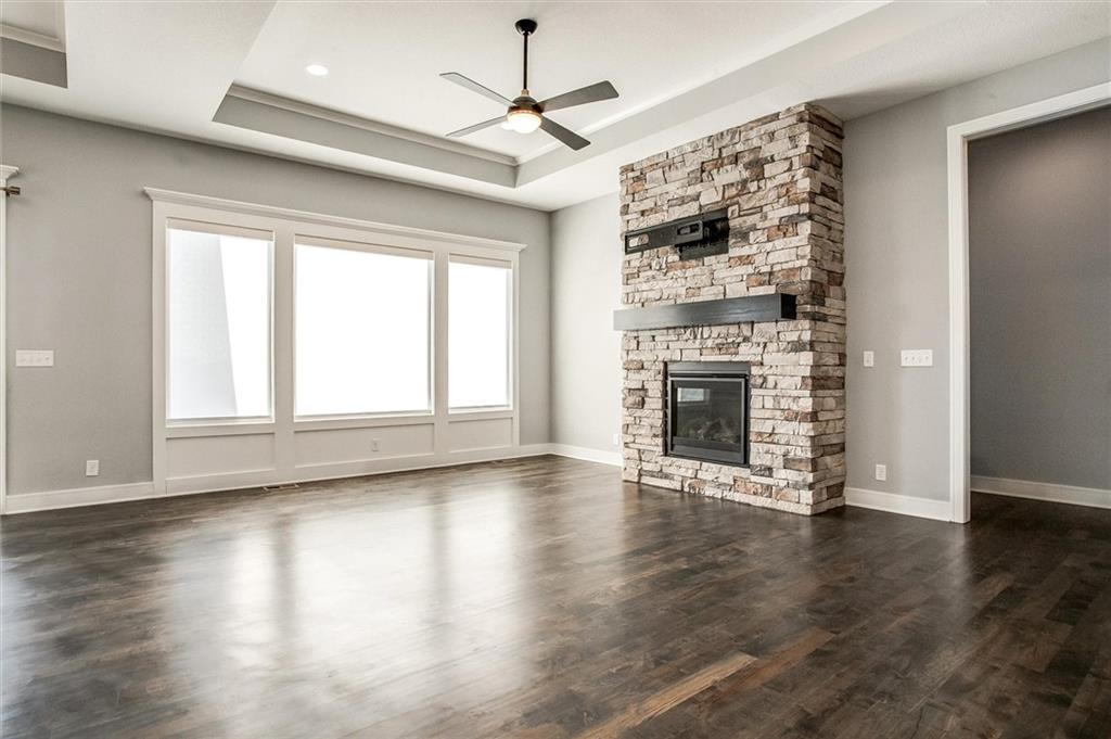 613 Southwest Brummel Road Lee's Summit, MO 64081 - Photo 8 of 29