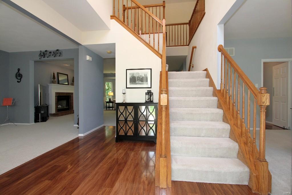 1336 Richland Meadows Drive Ballwin, MO 63021 - Photo 2 of 30 Gallery Image 2