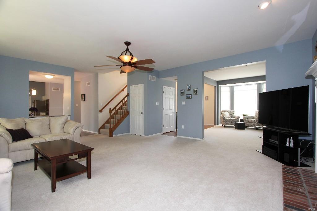 1336 Richland Meadows Drive Ballwin, MO 63021 - Photo 5 of 30 Gallery Image 5