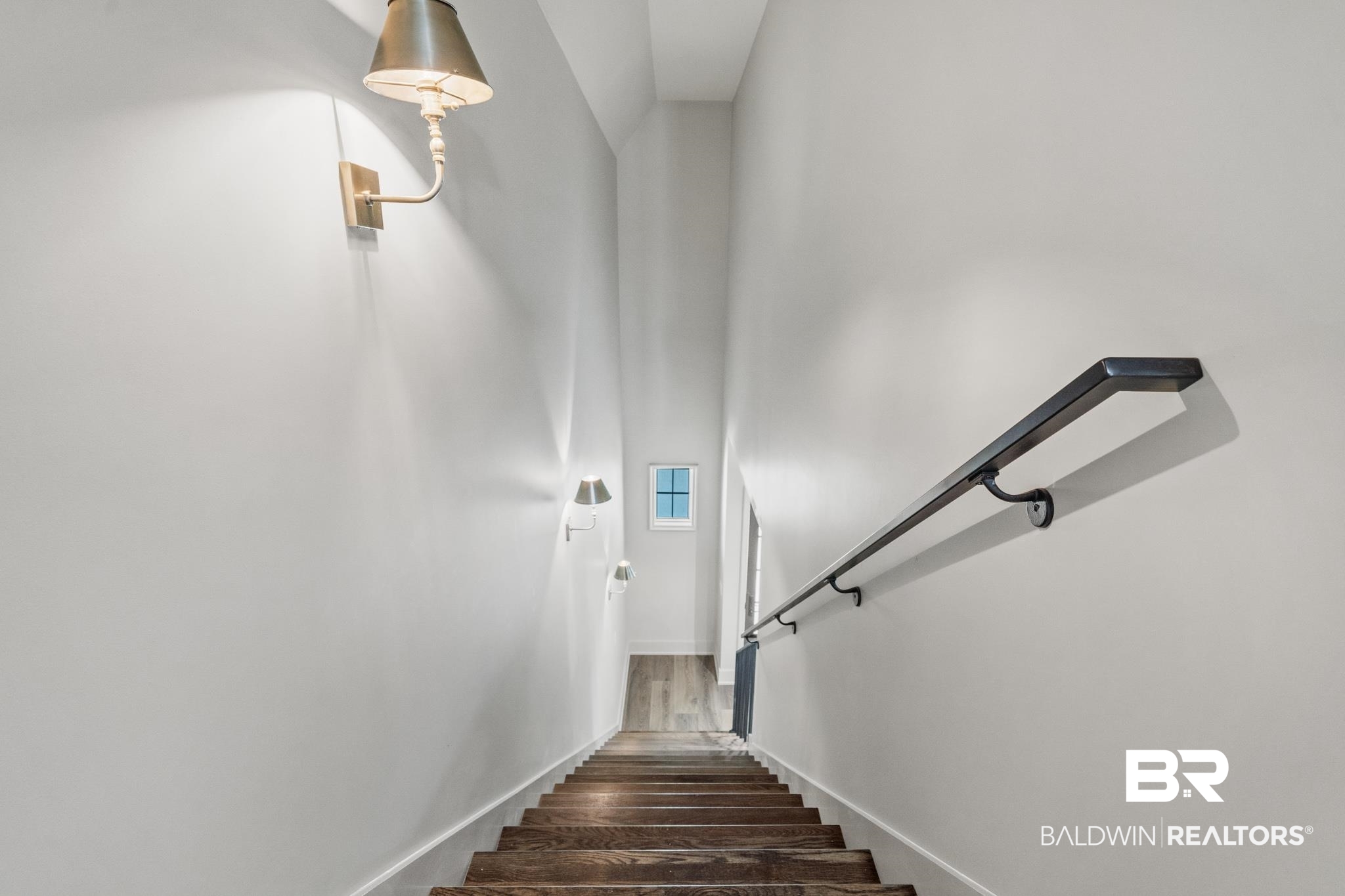 210 Castlands Court Fairhope, AL 36532 - Photo 36 of 50 Wood Tread Staircase