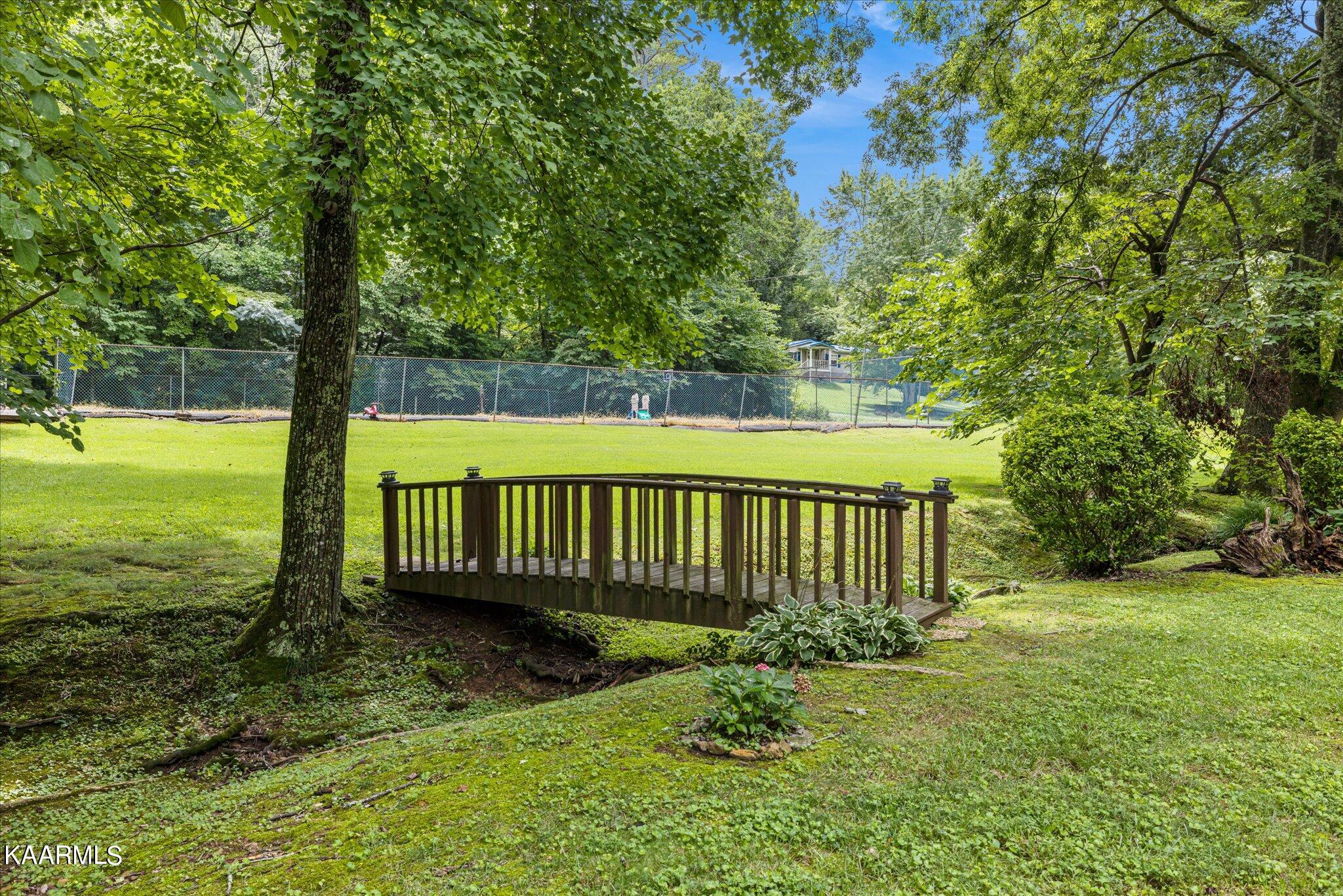3918 Meredith Road Knoxville, TN 37921 - Photo 3 of 27 03-IMG_0178