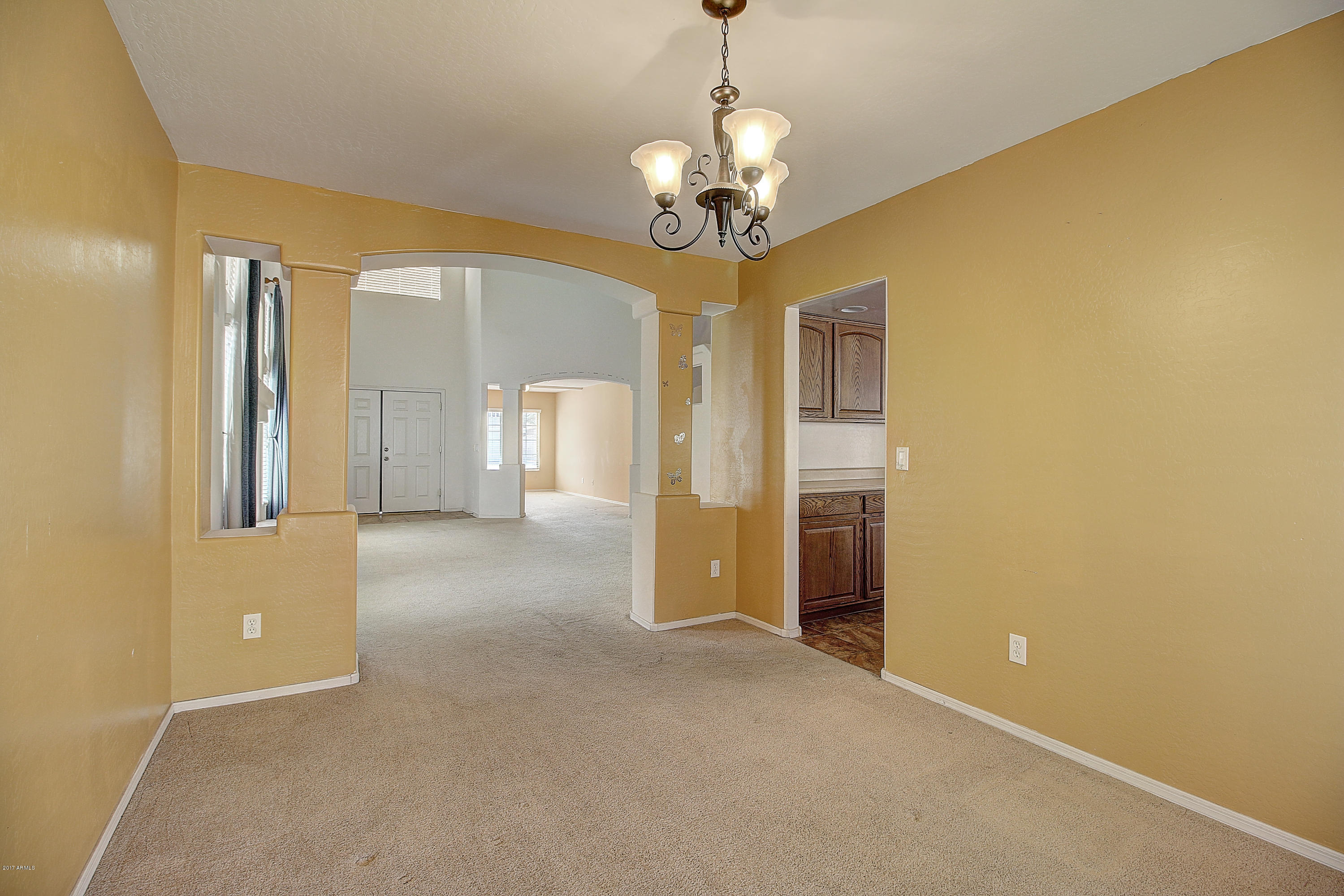 15826 West Redfield Road Surprise, AZ 85379 - Photo 13 of 36 IMG_7348_49_50_51_52