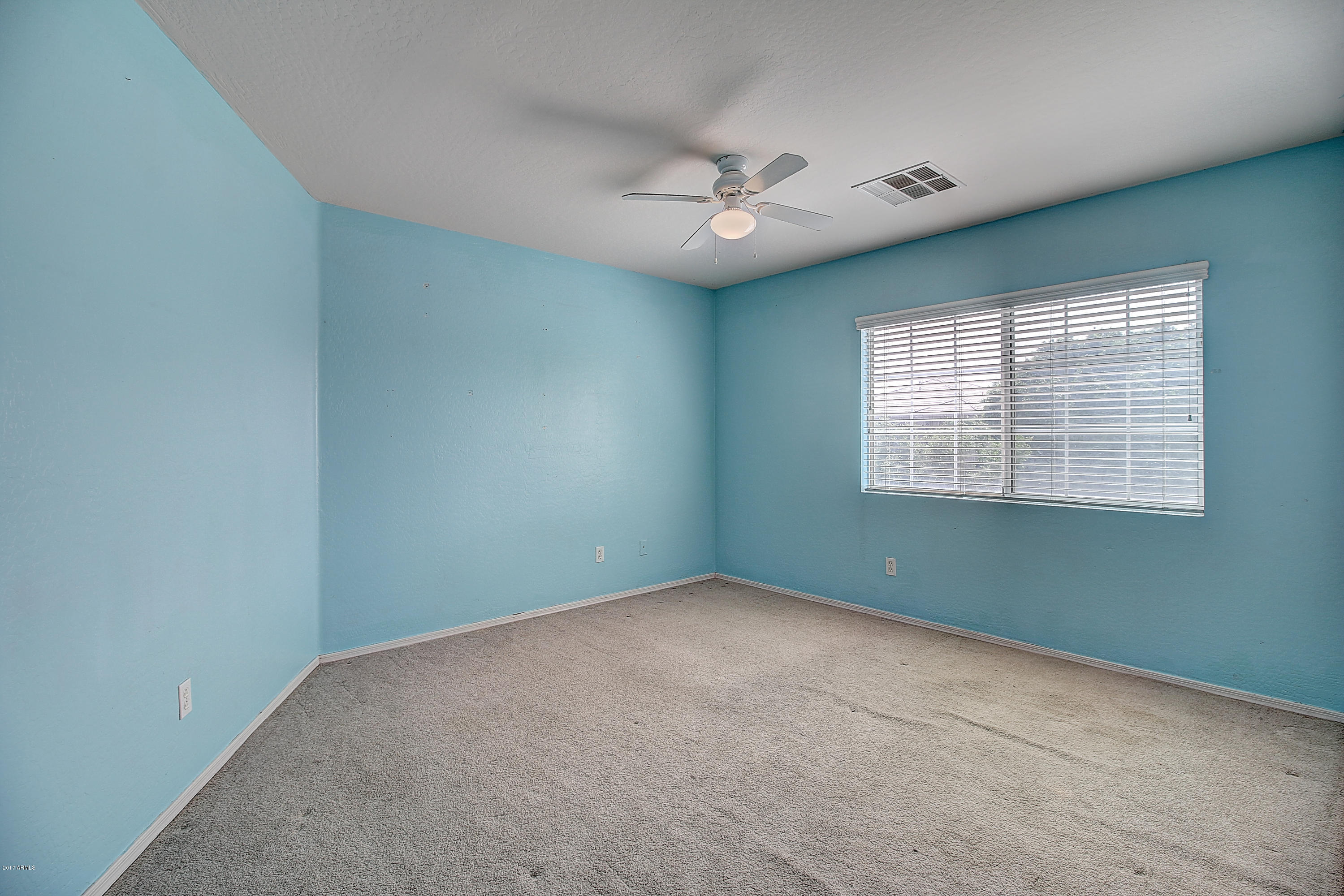 15826 West Redfield Road Surprise, AZ 85379 - Photo 33 of 36 IMG_7523_4_5_6_7