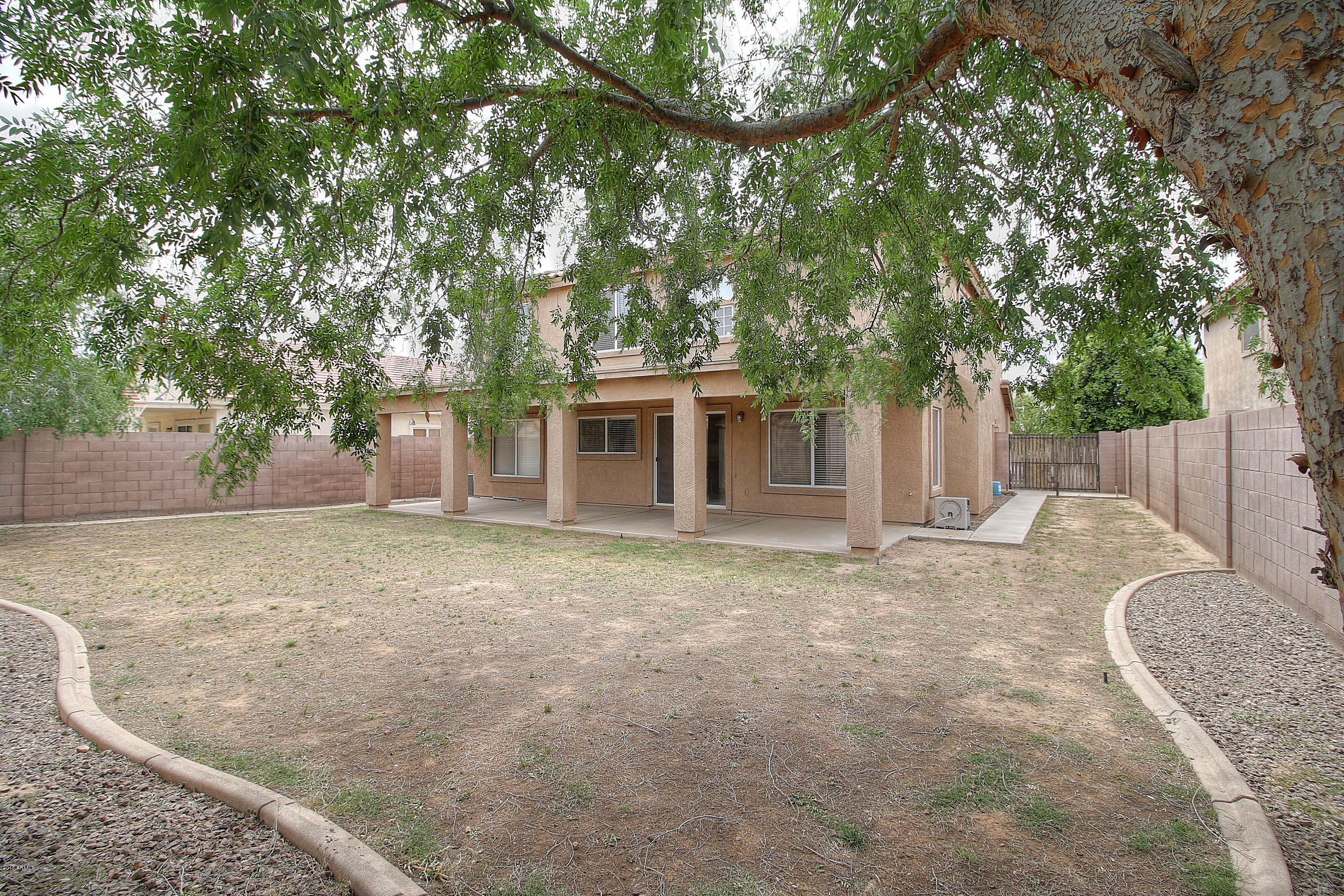 15826 West Redfield Road Surprise, AZ 85379 - Photo 4 of 36 IMG_7293_4_5_6_7