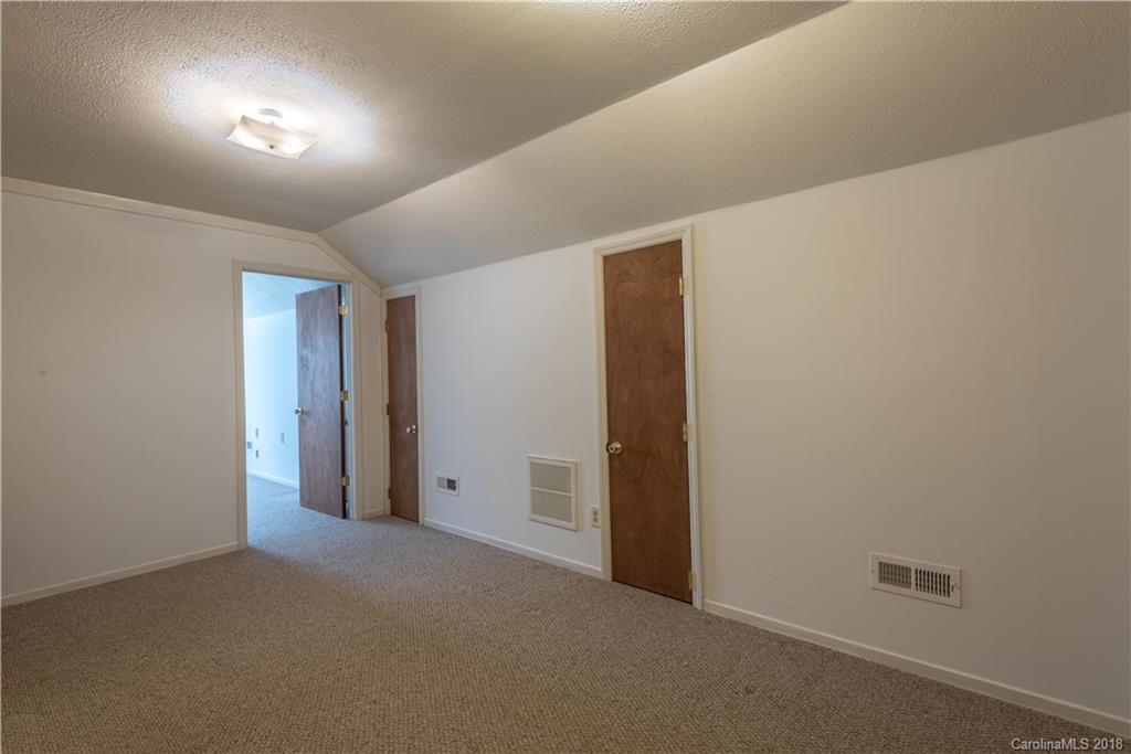 182 Sleepy Gap Road Arden, NC 28704 - Photo 3 of 25 Gallery Image 3