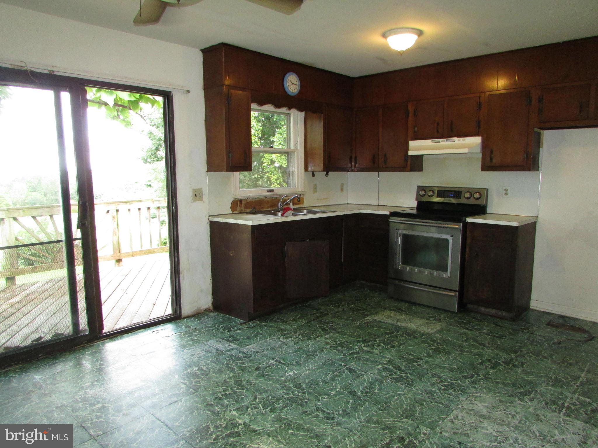 7958 McKaig Road Frederick, MD 21701 - Photo 13 of 22 Kitchen