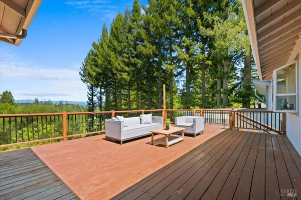 $1,695,000 | 6096 Vine Hill School Road, Sebastopol, CA 95472
