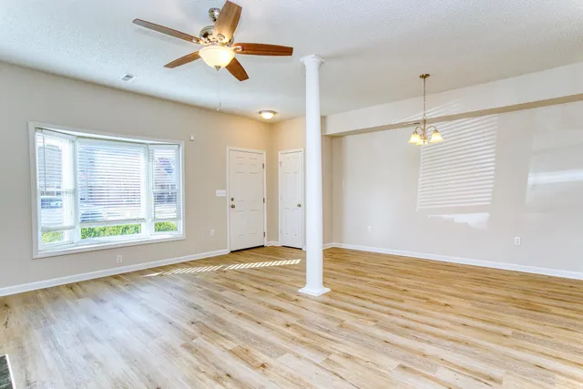 $169,900 | 331 West Pointe Drive, Spartanburg, SC 29301