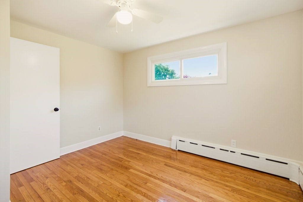 125 Davis Road Westport, MA 02790 - Photo 11 of 41