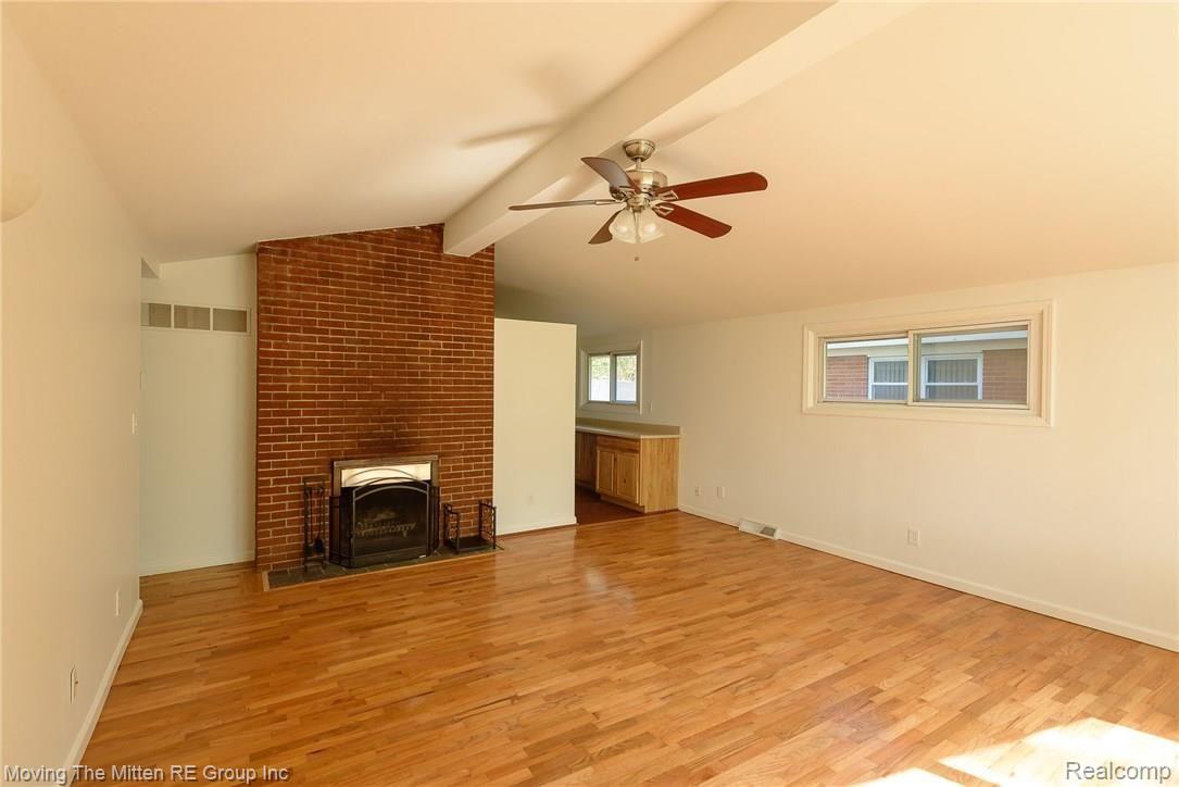 8431 Belleville Road Belleville, MI 48111 - Photo 4 of 42 MTM_8431_belleville-17.jpg