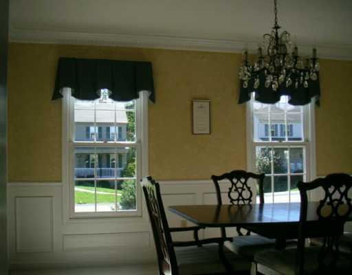 349 Ritter Road South Sewickley, PA 15143 - Photo 5 of 8 Dining Room.