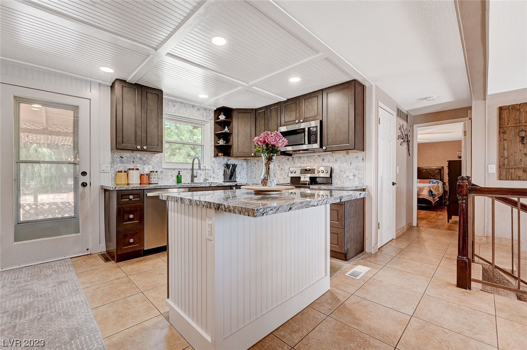 151 North Whitmore Street Overton, NV 89040 - Photo 16 of 56