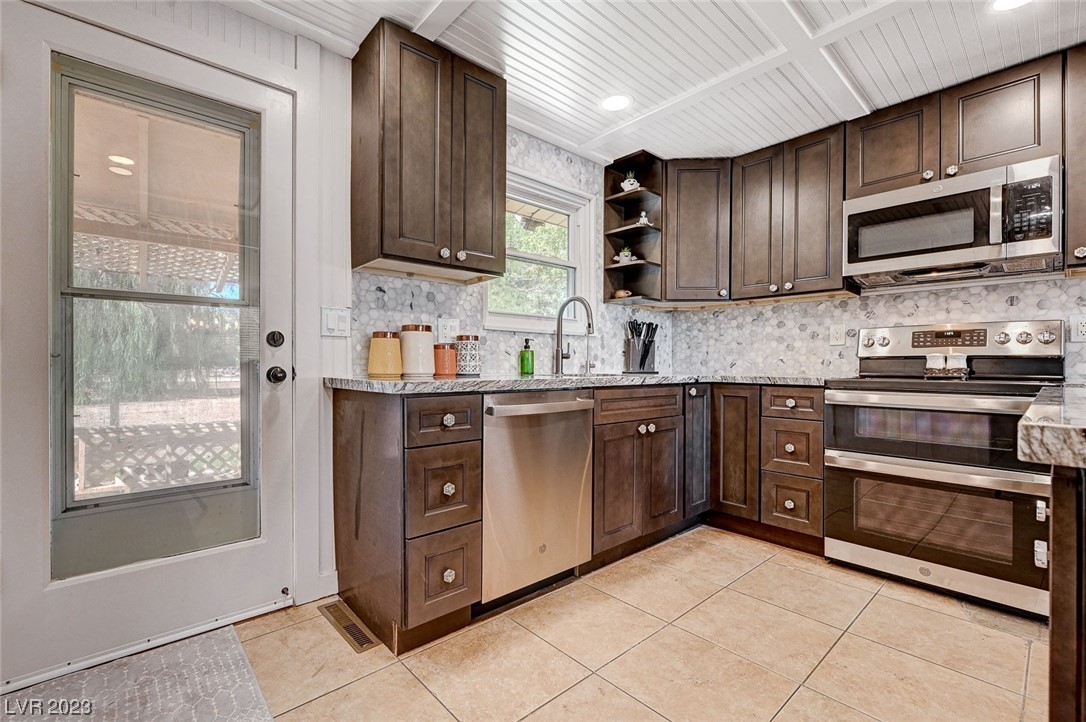 151 North Whitmore Street Overton, NV 89040 - Photo 20 of 56