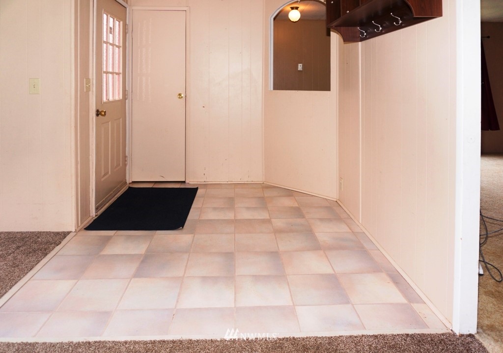 4894 Wishkah Road Aberdeen, WA 98520 - Photo 4 of 25 Gallery Image 4