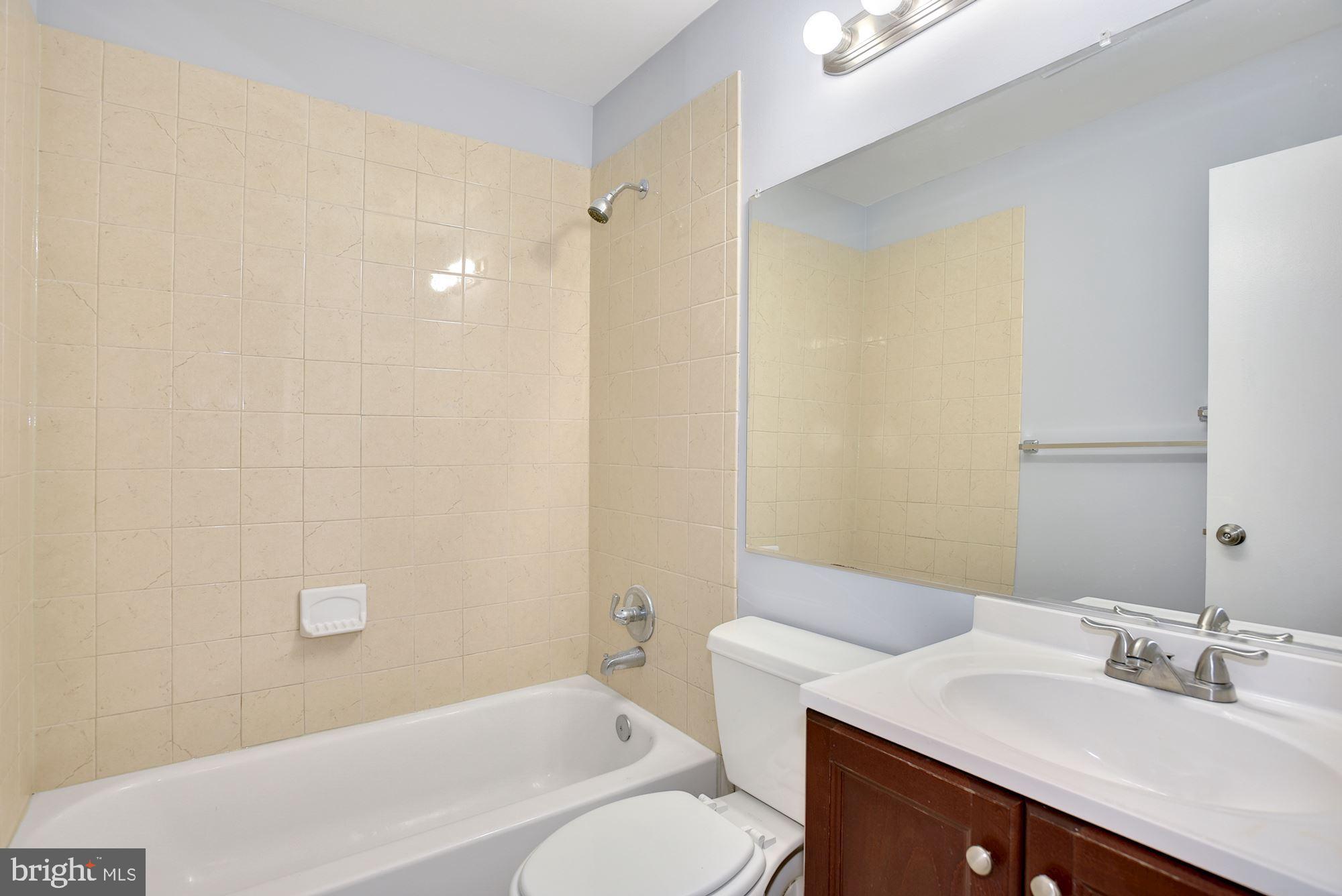2351 Hunters Square Court Reston, VA 20191 - Photo 16 of 29