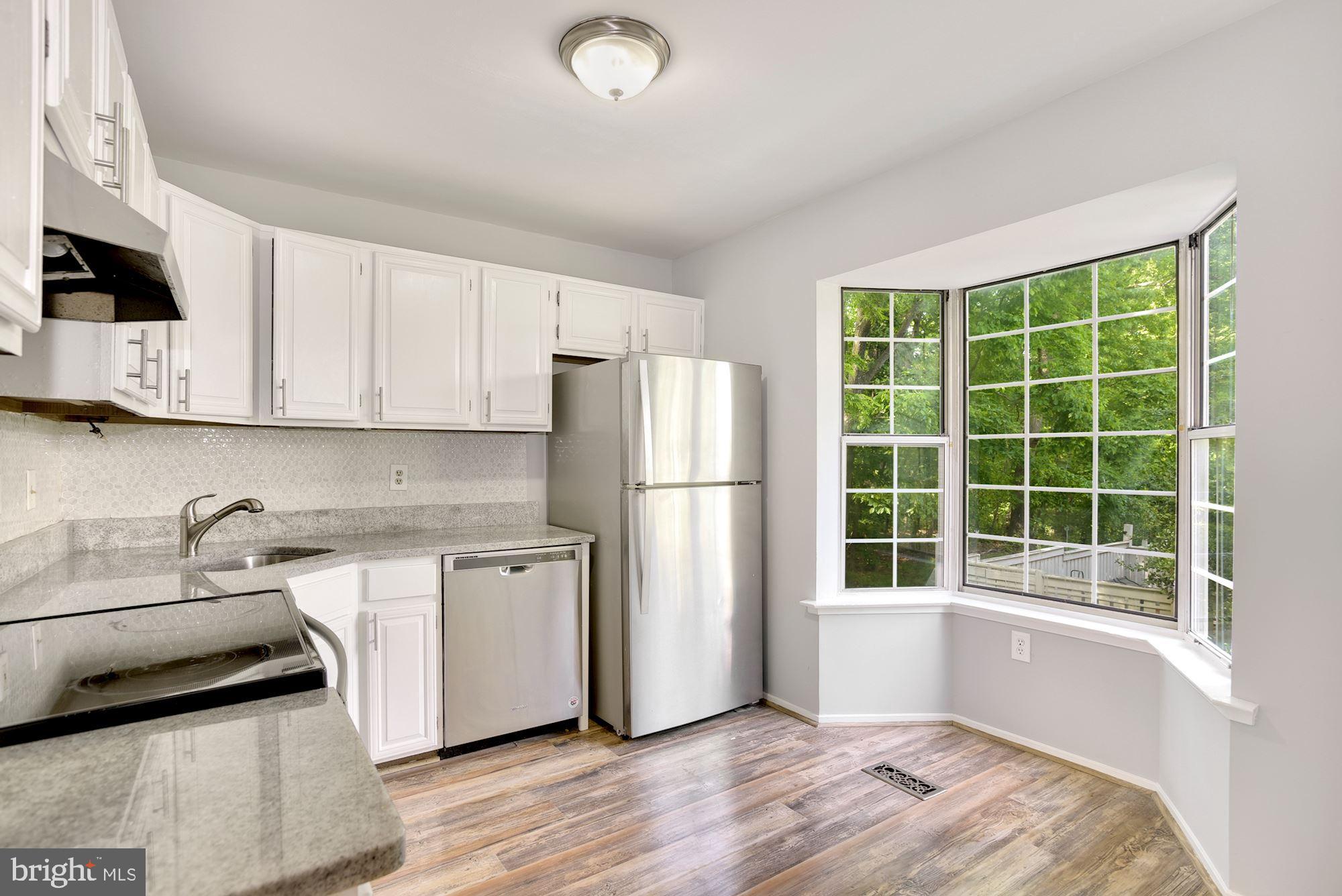 2351 Hunters Square Court Reston, VA 20191 - Photo 9 of 29 Bay window providing lots of light