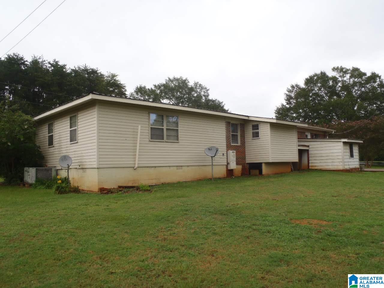 110 Nixon Road Cropwell, AL 35054 - Photo 3 of 25