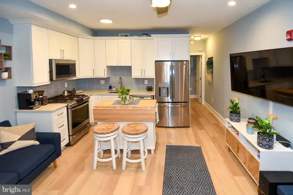 $2,500 | 625 Park Road Northwest, Unit C 7, Washington, DC 20010
