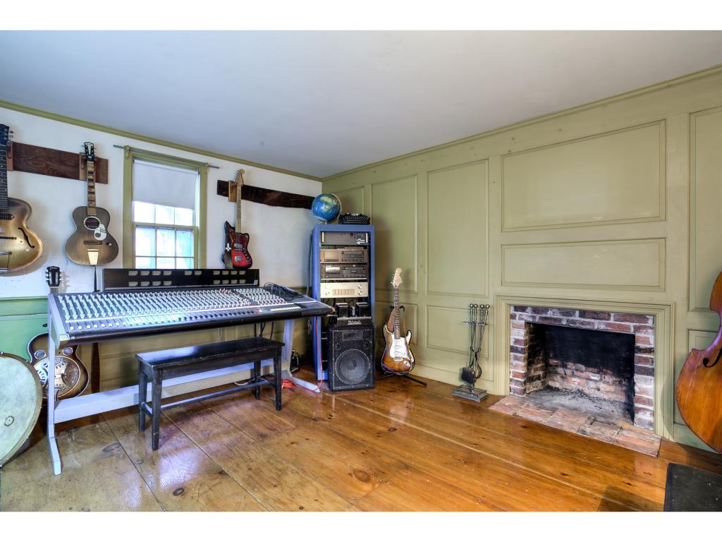 102 Main Street Atkinson, NH 03811 - Photo 17 of 35