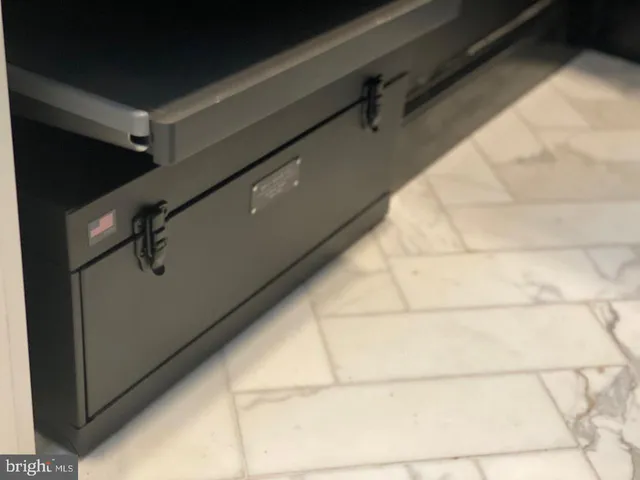 $149,000 | 1324 Locust Street, Unit 429, Philadelphia, PA 19107