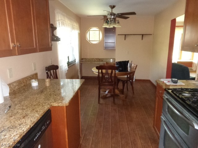 4624 Hillside Road Independence, OH 44131 - Photo 9 of 27 Kitchen