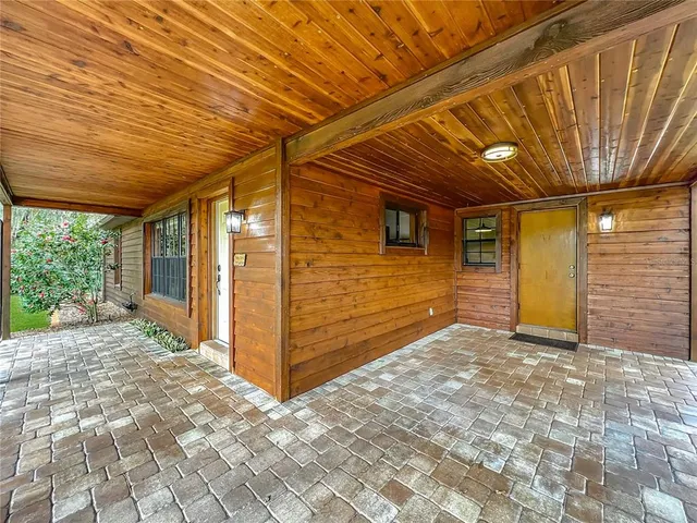 $1,100,000 | 372 Wekiva Park Drive, Sanford, FL 32771