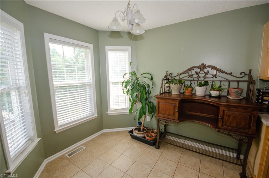 6818 Rangecrest Road Belews Creek, NC 27009 - Photo 11 of 30 Gallery Image 11