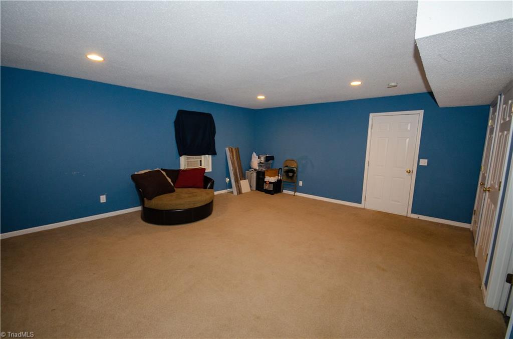 6818 Rangecrest Road Belews Creek, NC 27009 - Photo 21 of 30 Gallery Image 21