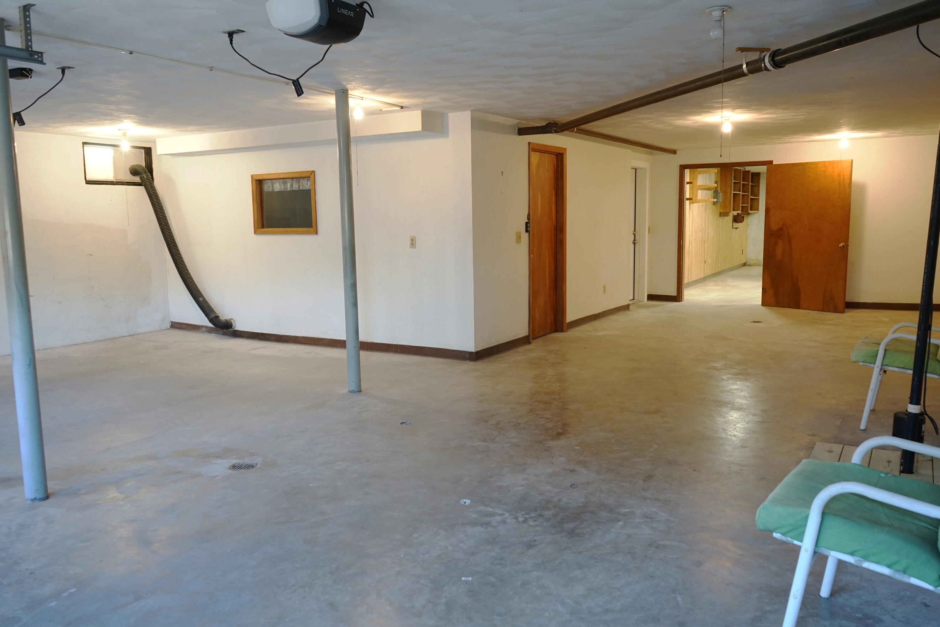 2231 Hardy Road Vinton, VA 24179 - Photo 38 of 38 a view of a livingroom with furniture and a ceiling fan