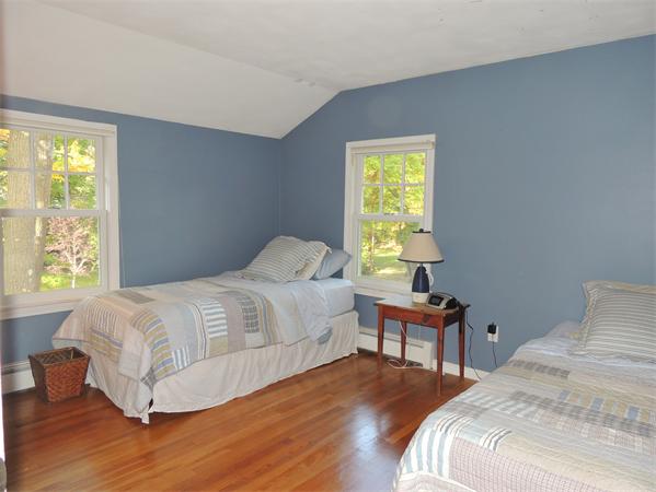17 Honeysuckle Road Hamilton, MA 01982 - Photo 13 of 22 Gallery Image 13